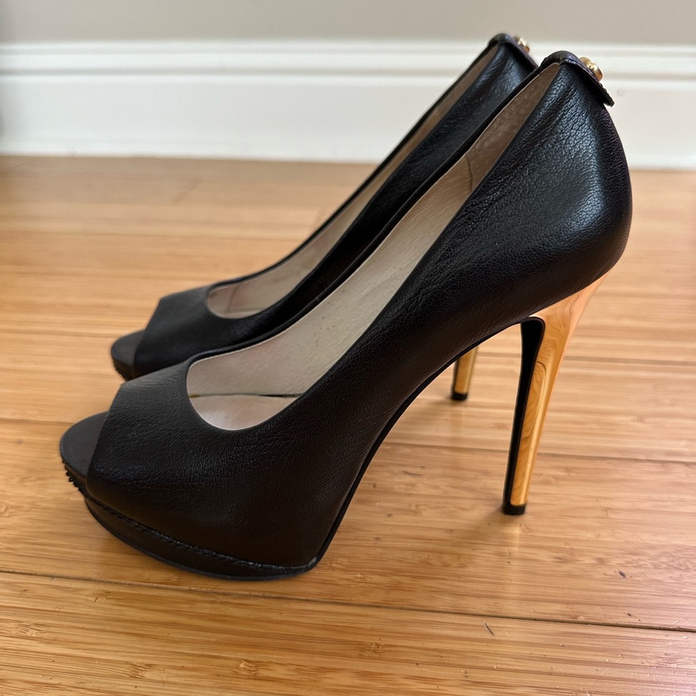 Michael Kors Black Peep Toe Platform Heels Gold Stiletto Heel Size 6